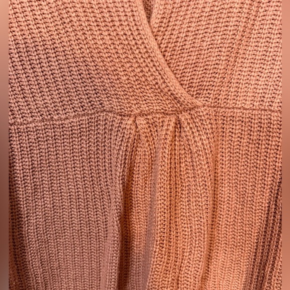 MANGO Basics Women’s Rust Pink Open Back Knit Sweater - Size XS/S - Picture 4 of 7